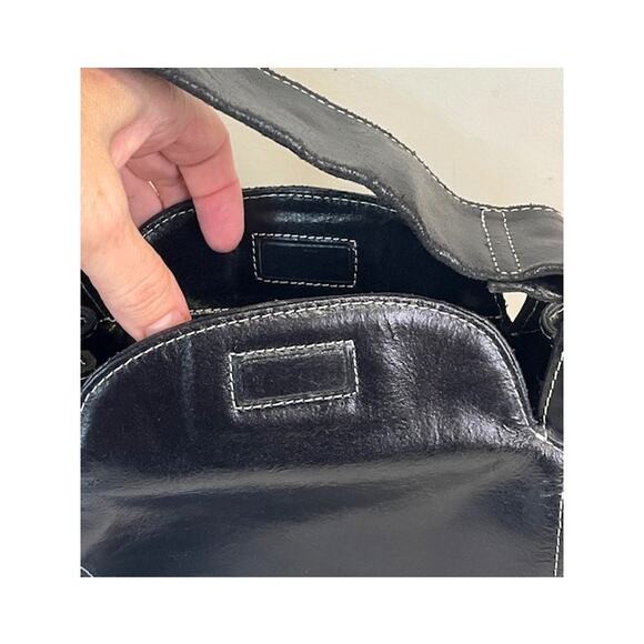 Vintage Wilson’s Leather Black Shoulder Bag Magnetic Closure - Picture 2 of 9
